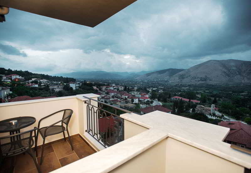 Theasis Hotel Paramythia Exterior foto